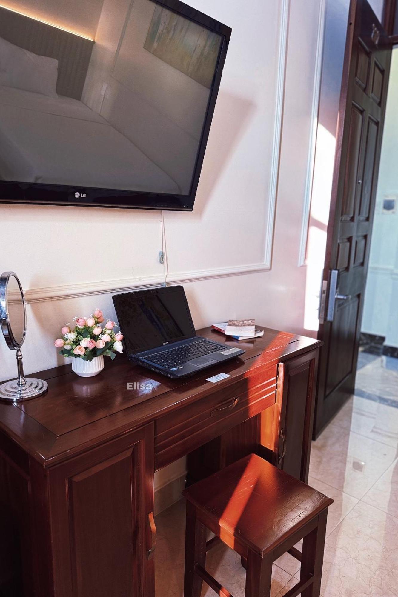 Elisa Hotel Pleiku Luaran gambar